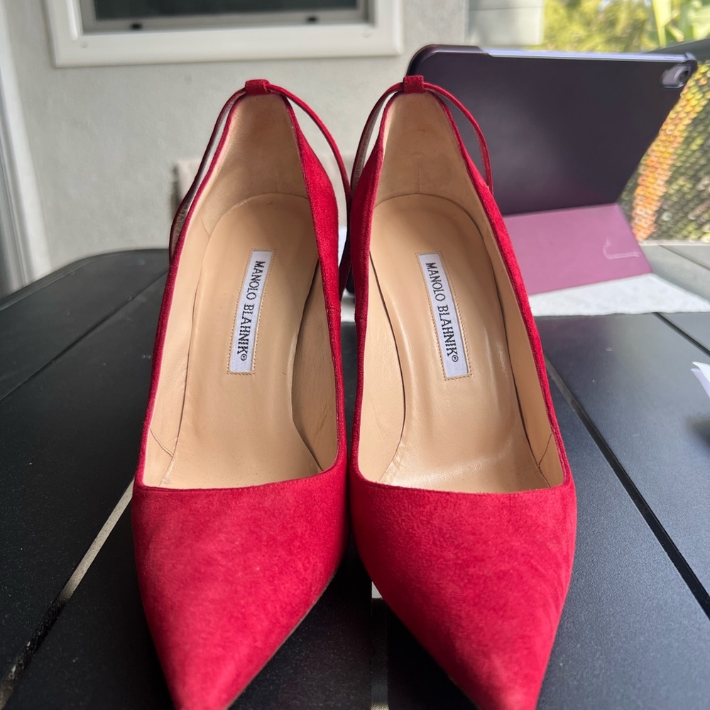 Elegant ankle strap suede Manolo Blanik Heels., worn only few times